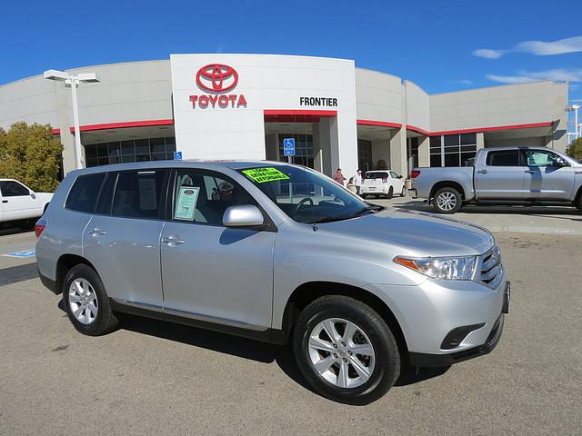 2011 Toyota Highlander 2009 Nissan S