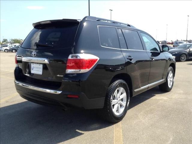 2011 Toyota Highlander Base