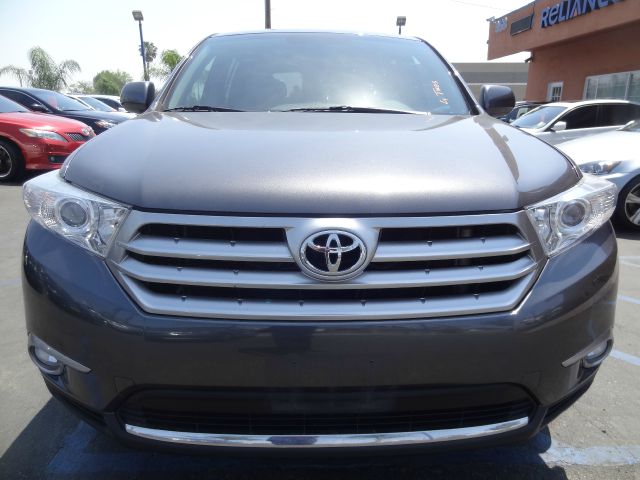 2011 Toyota Highlander 4dr 2.5L Turbo W/sunroof/3rd Row AWD SUV