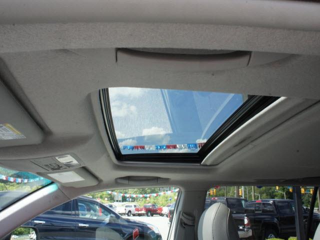 2011 Toyota Highlander SE