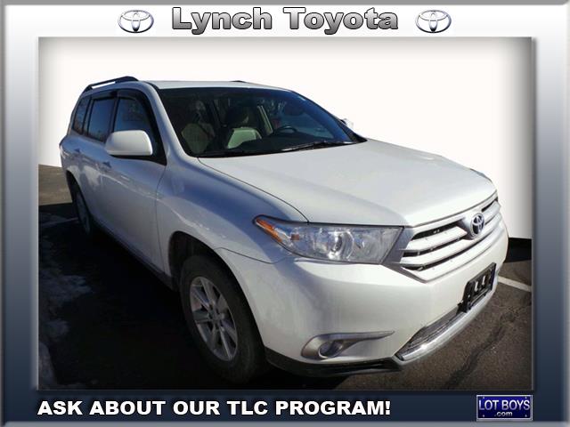 2011 Toyota Highlander SE