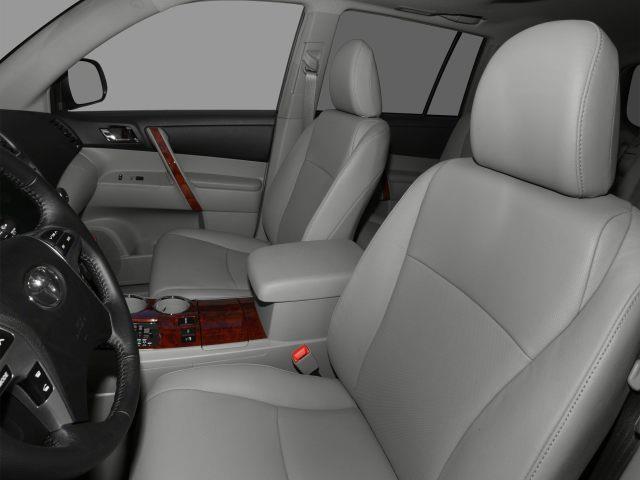 2012 Toyota Highlander SE