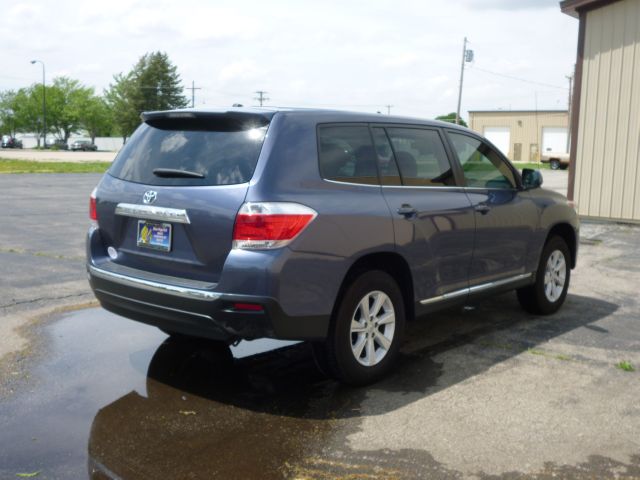2012 Toyota Highlander 4X4 QUAD CAB GAS SLT