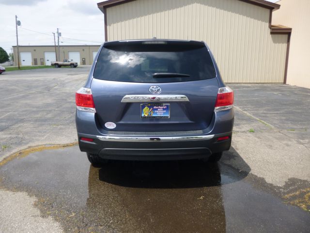 2012 Toyota Highlander 4X4 QUAD CAB GAS SLT