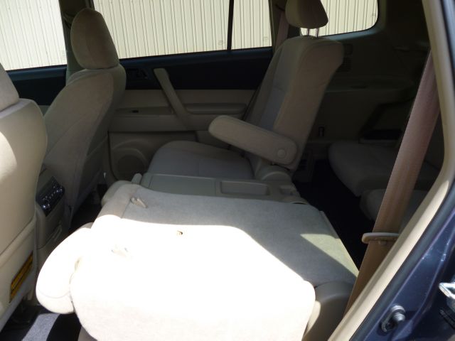 2012 Toyota Highlander 4X4 QUAD CAB GAS SLT