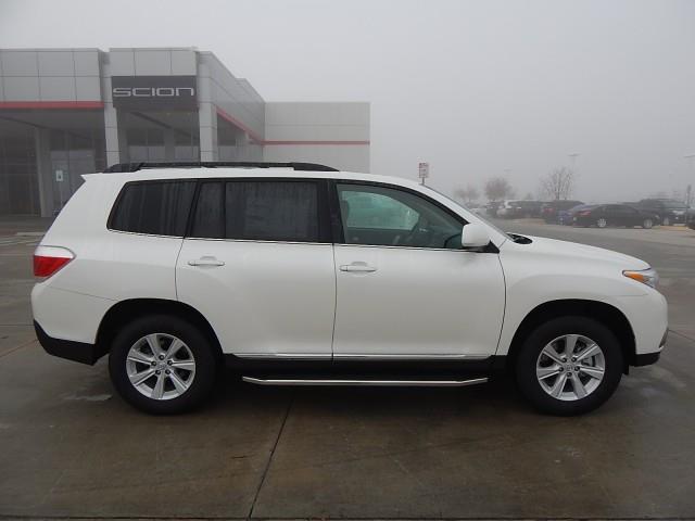 2013 Toyota Highlander Unknown