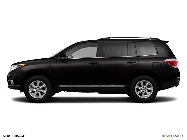 2013 Toyota Highlander With Navigation AWD Sedan