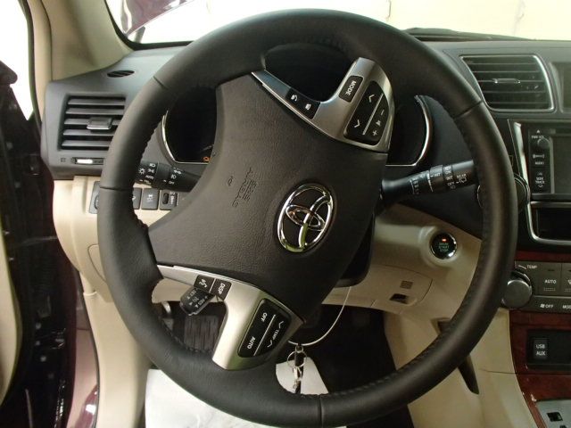2013 Toyota Highlander Super