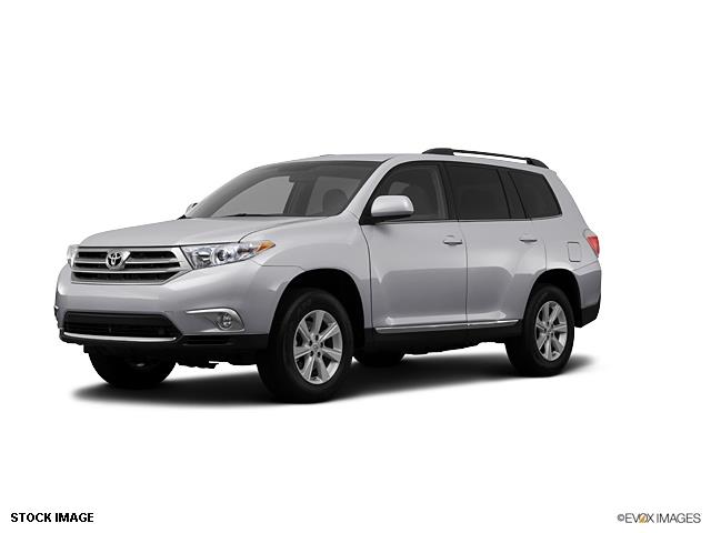 2013 Toyota Highlander HD Reg Cab 131.5 WB C6P