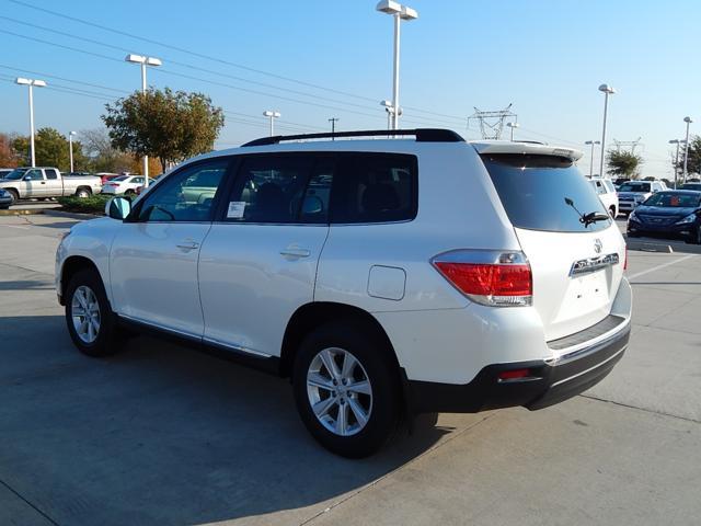 2013 Toyota Highlander Unknown