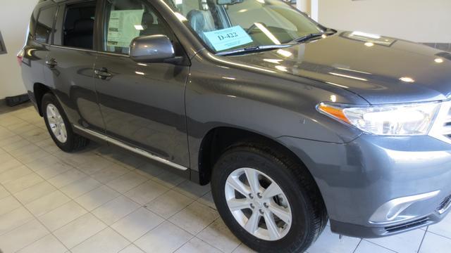 2013 Toyota Highlander SE