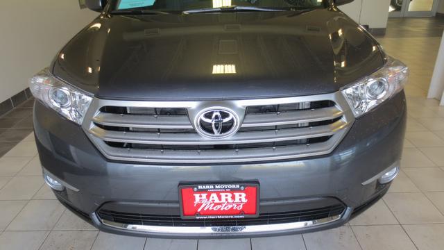 2013 Toyota Highlander SE