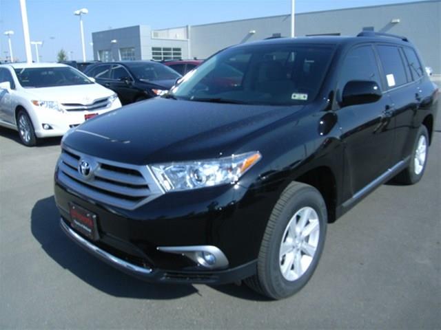 2013 Toyota Highlander HD Reg Cab 131.5 WB C6P