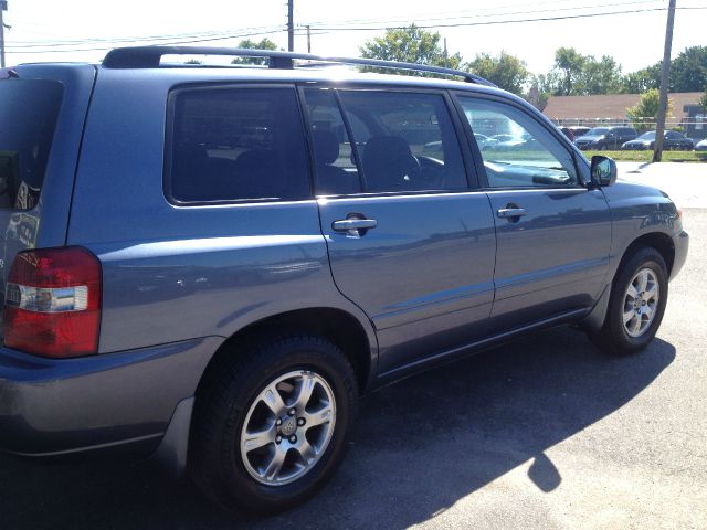 2014 Toyota Highlander T6 AWD Leather Moonroof Third Row Seat DVD