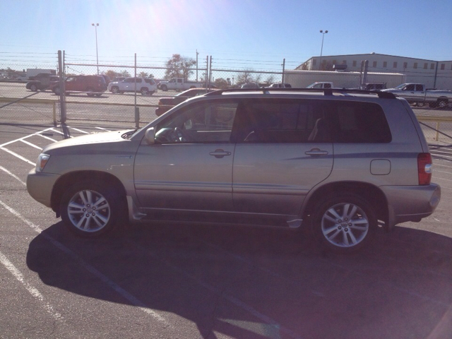 2006 Toyota Highlander Hybrid Ram 3500 Diesel 2-WD