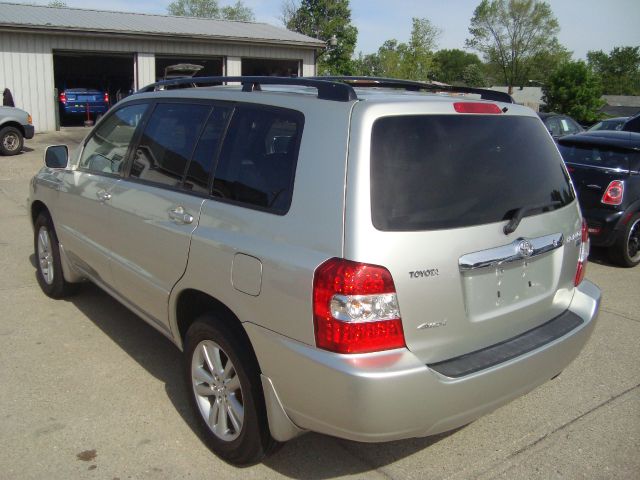 2007 Toyota Highlander Hybrid LS Flex Fuel 4x4 This Is One Of Our Best Bargains