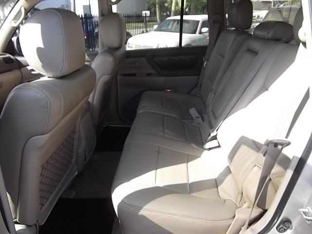 1999 Toyota LandCruiser Base