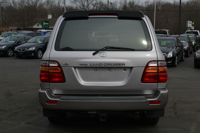 2000 Toyota LandCruiser Ram 3500 Diesel 2-WD