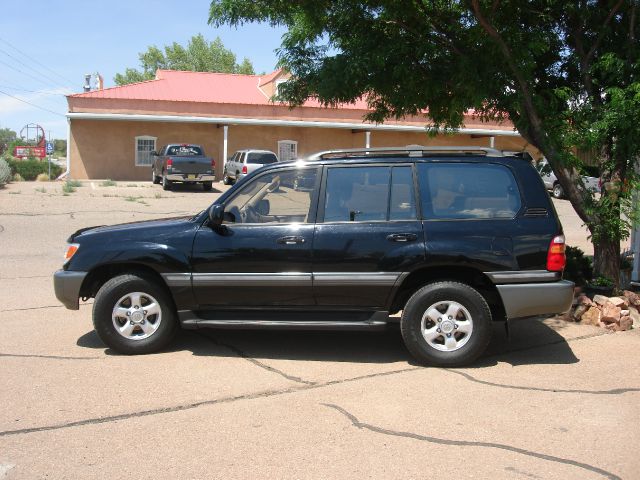 2000 Toyota LandCruiser Ram 3500 Diesel 2-WD