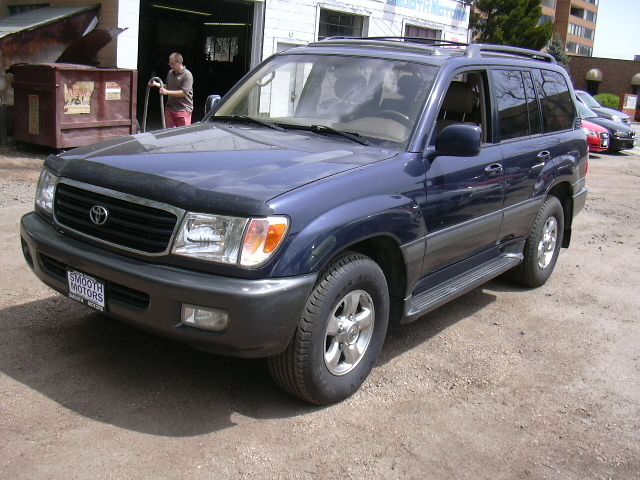 2001 Toyota LandCruiser Ram 3500 Diesel 2-WD