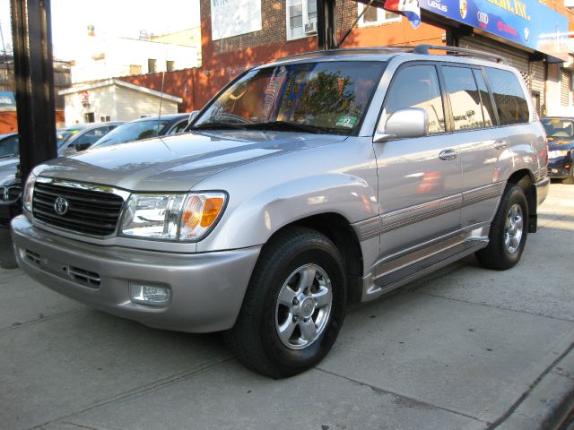 2002 Toyota LandCruiser Ram 3500 Diesel 2-WD