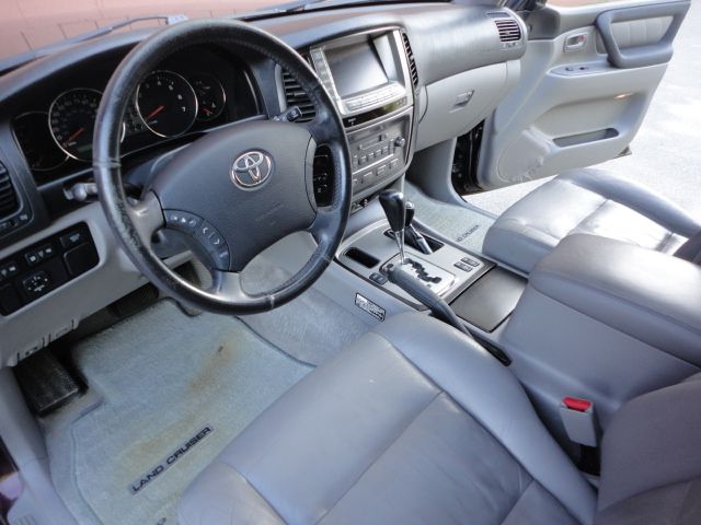 2003 Toyota LandCruiser 4d,ac,pw,sunroof,leather