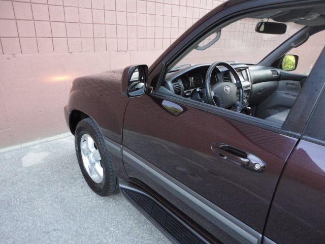 2003 Toyota LandCruiser 4d,ac,pw,sunroof,leather