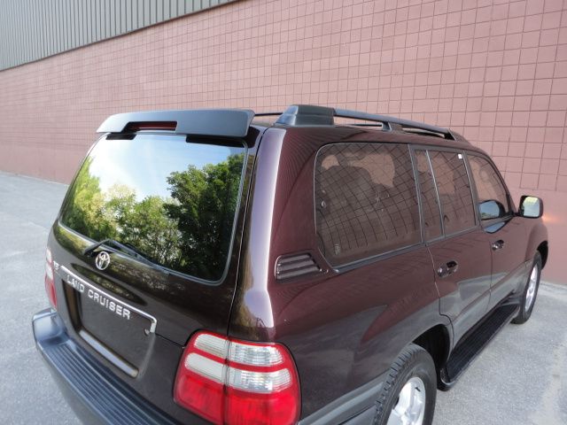 2003 Toyota LandCruiser 4d,ac,pw,sunroof,leather