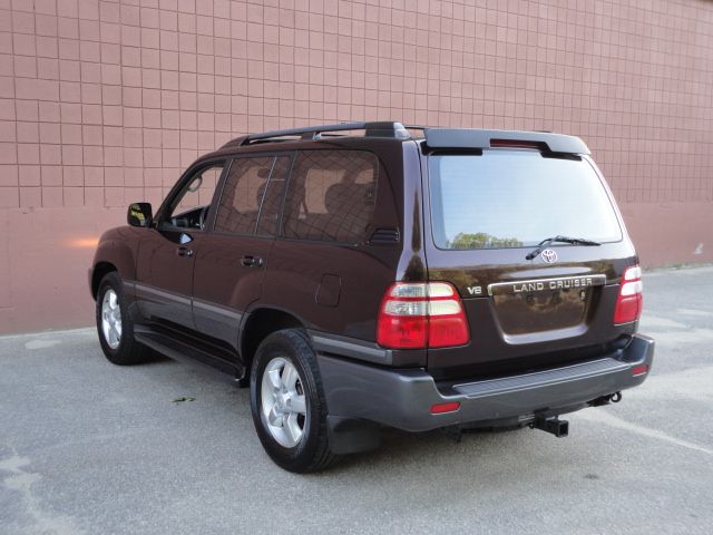 2003 Toyota LandCruiser 4d,ac,pw,sunroof,leather