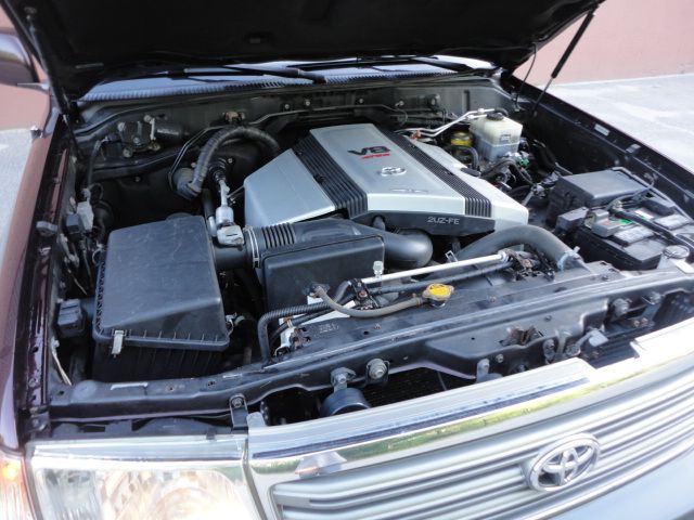 2003 Toyota LandCruiser 4d,ac,pw,sunroof,leather