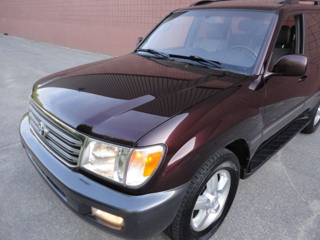 2003 Toyota LandCruiser 4d,ac,pw,sunroof,leather