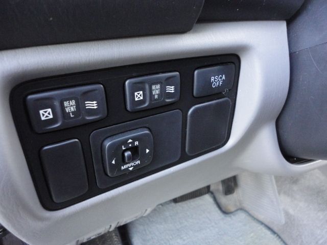 2003 Toyota LandCruiser 4d,ac,pw,sunroof,leather