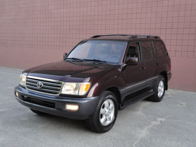 2003 Toyota LandCruiser 4d,ac,pw,sunroof,leather