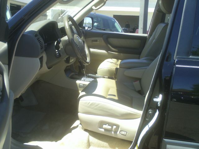 2004 Toyota LandCruiser Ram 3500 Diesel 2-WD