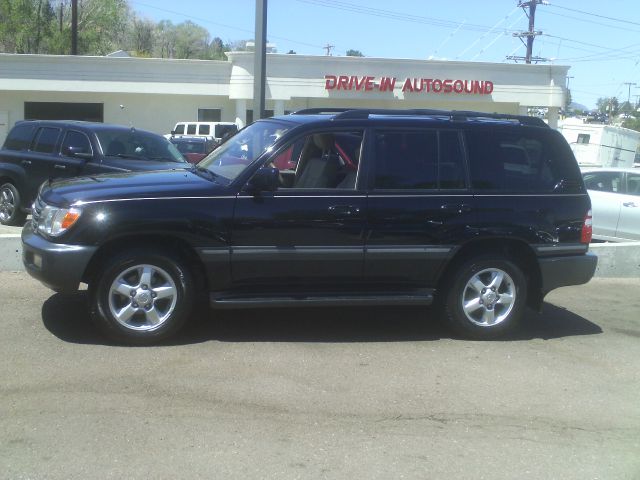2004 Toyota LandCruiser Ram 3500 Diesel 2-WD