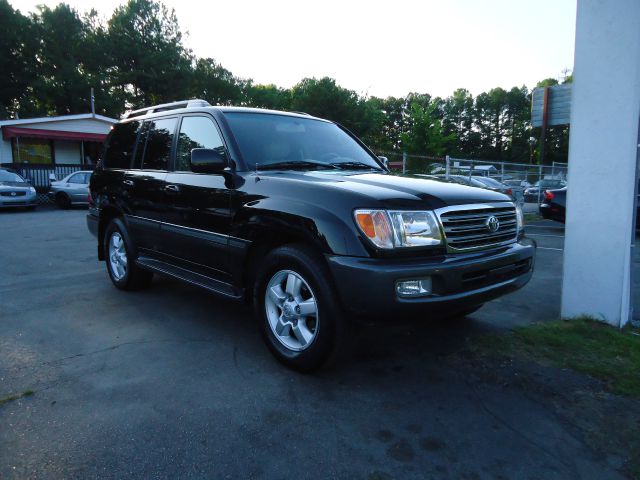 2005 Toyota LandCruiser Ram 3500 Diesel 2-WD