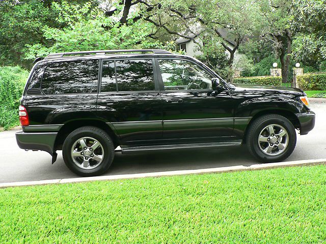2005 Toyota LandCruiser Ram 3500 Diesel 2-WD