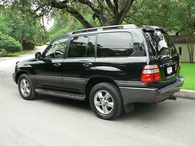2005 Toyota LandCruiser Ram 3500 Diesel 2-WD