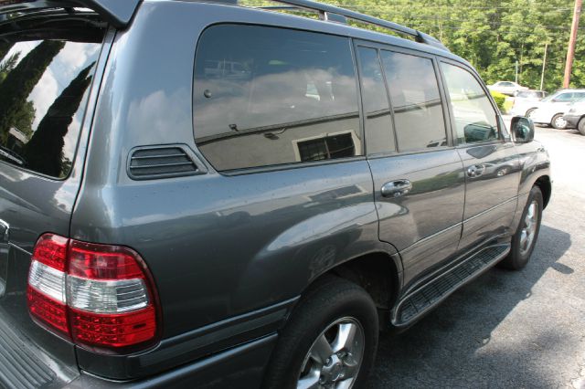 2006 Toyota LandCruiser Ram 3500 Diesel 2-WD