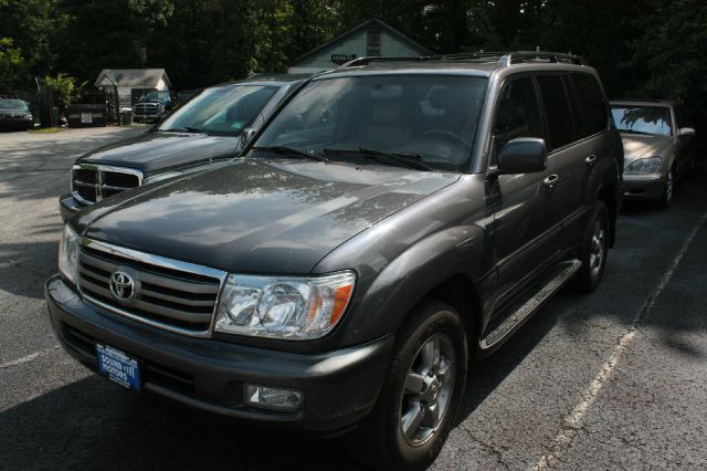2006 Toyota LandCruiser Ram 3500 Diesel 2-WD