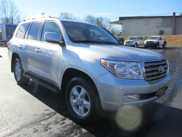 2011 Toyota LandCruiser Ram 3500 Diesel 2-WD