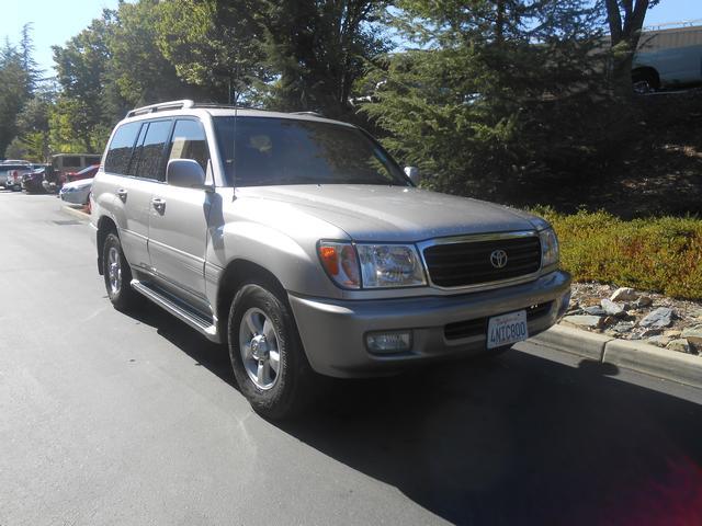 2000 Toyota Land Cruiser Base