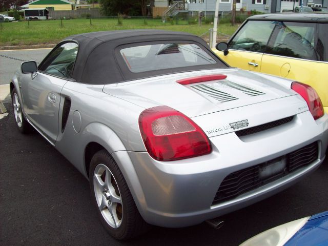2000 Toyota MR2 Spyder Base