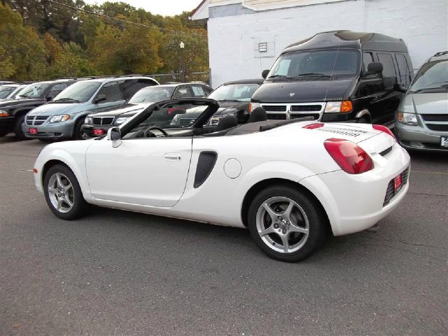 2000 Toyota MR2 Spyder Base