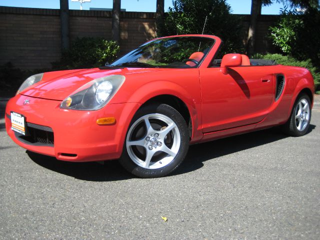 2000 Toyota MR2 Spyder Base