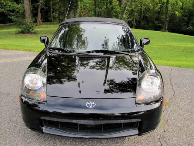 2000 Toyota MR2 Spyder Base