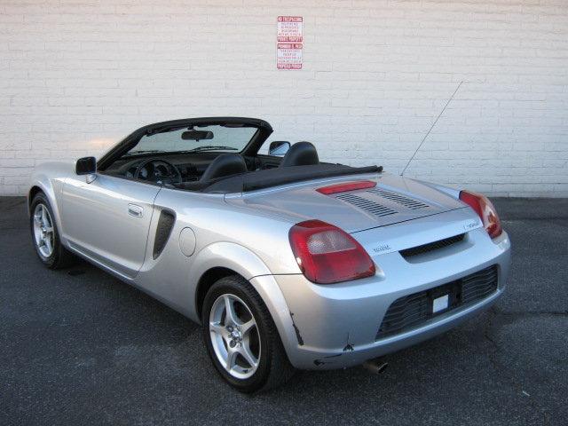2001 Toyota MR2 Spyder Technology Package