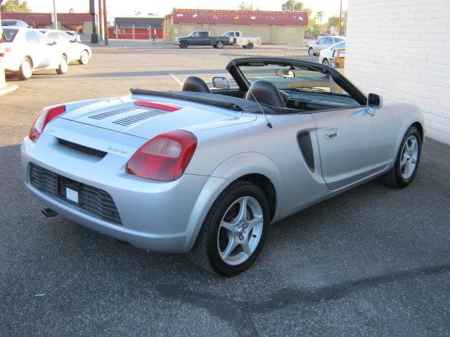 2001 Toyota MR2 Spyder Technology Package
