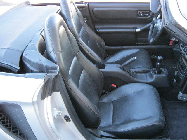 2001 Toyota MR2 Spyder Technology Package