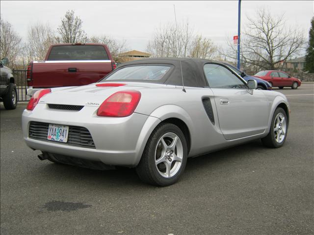 2001 Toyota MR2 Spyder Technology Package